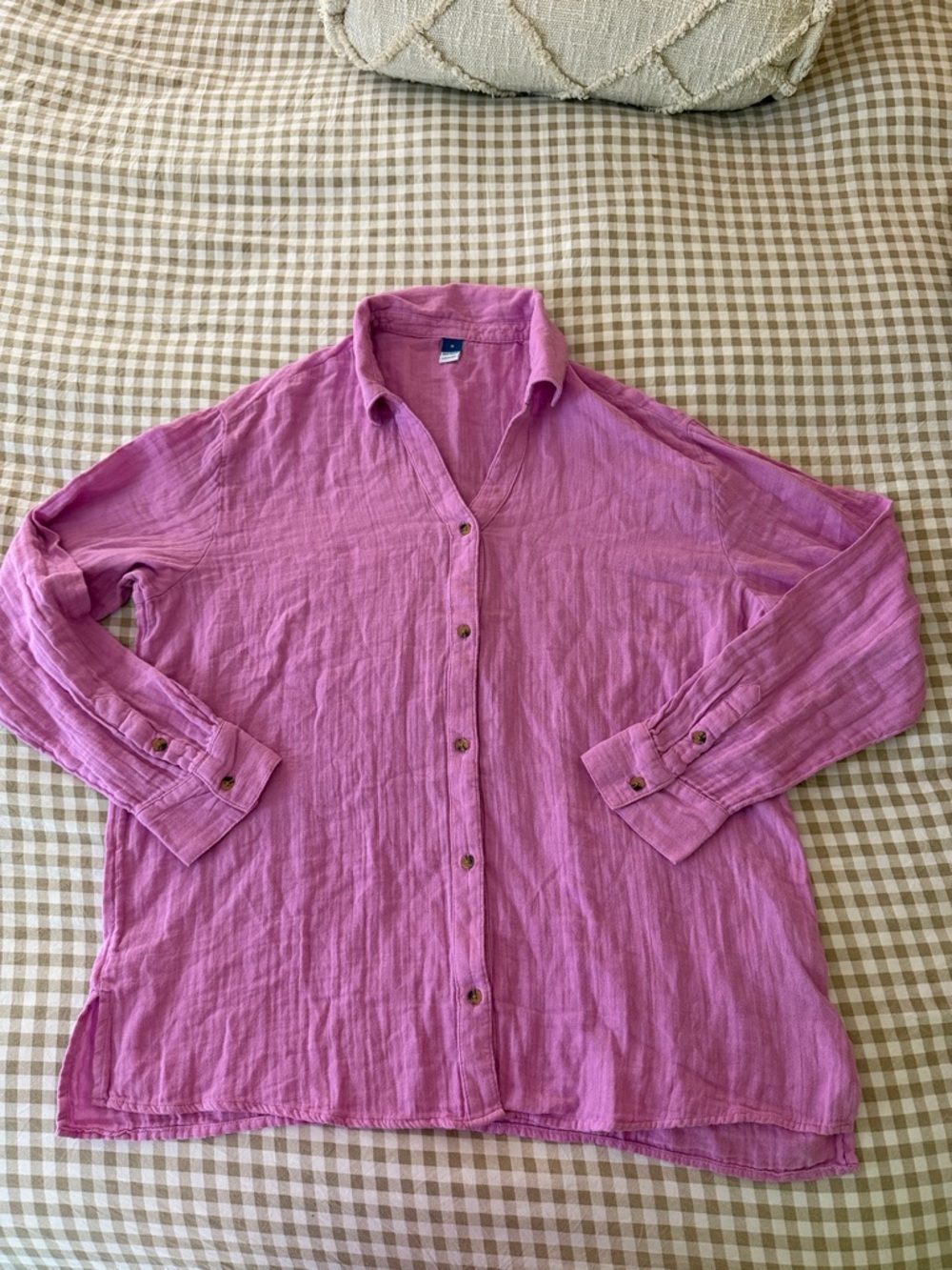 Old Navy Pink Women's Button-Down Shirt